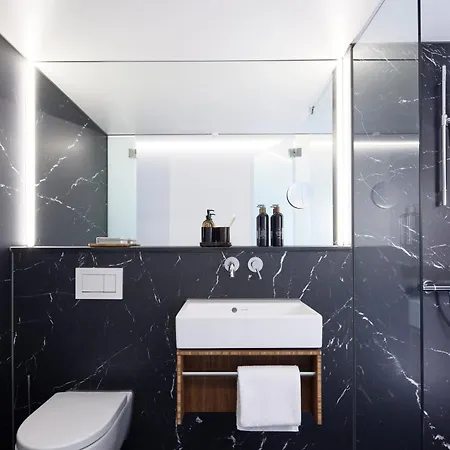 ホテル Tin メッケンハイム